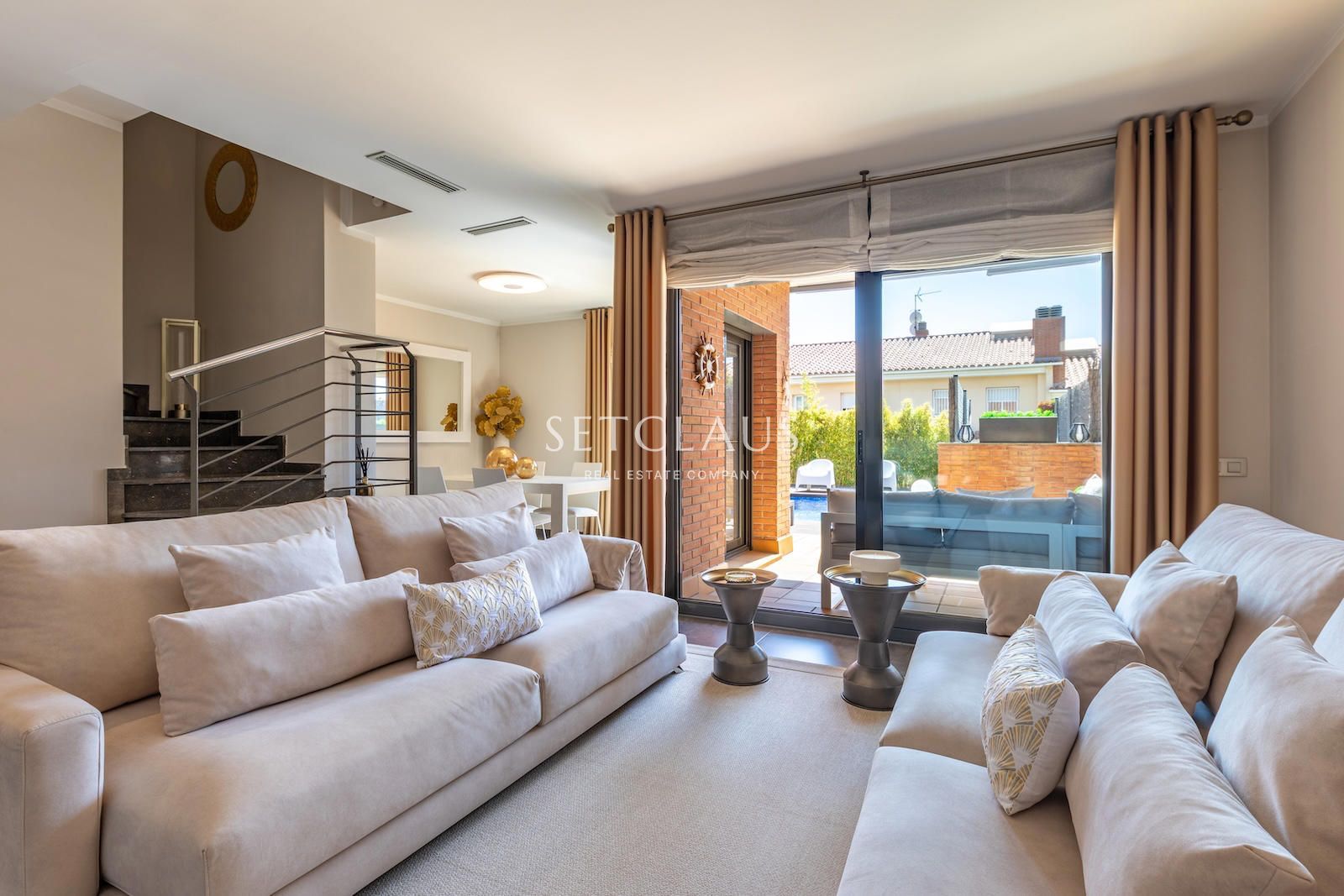 Inmueble Centrico Chalet adosado con jardin, piscina privada, y vistas al mar foto 13