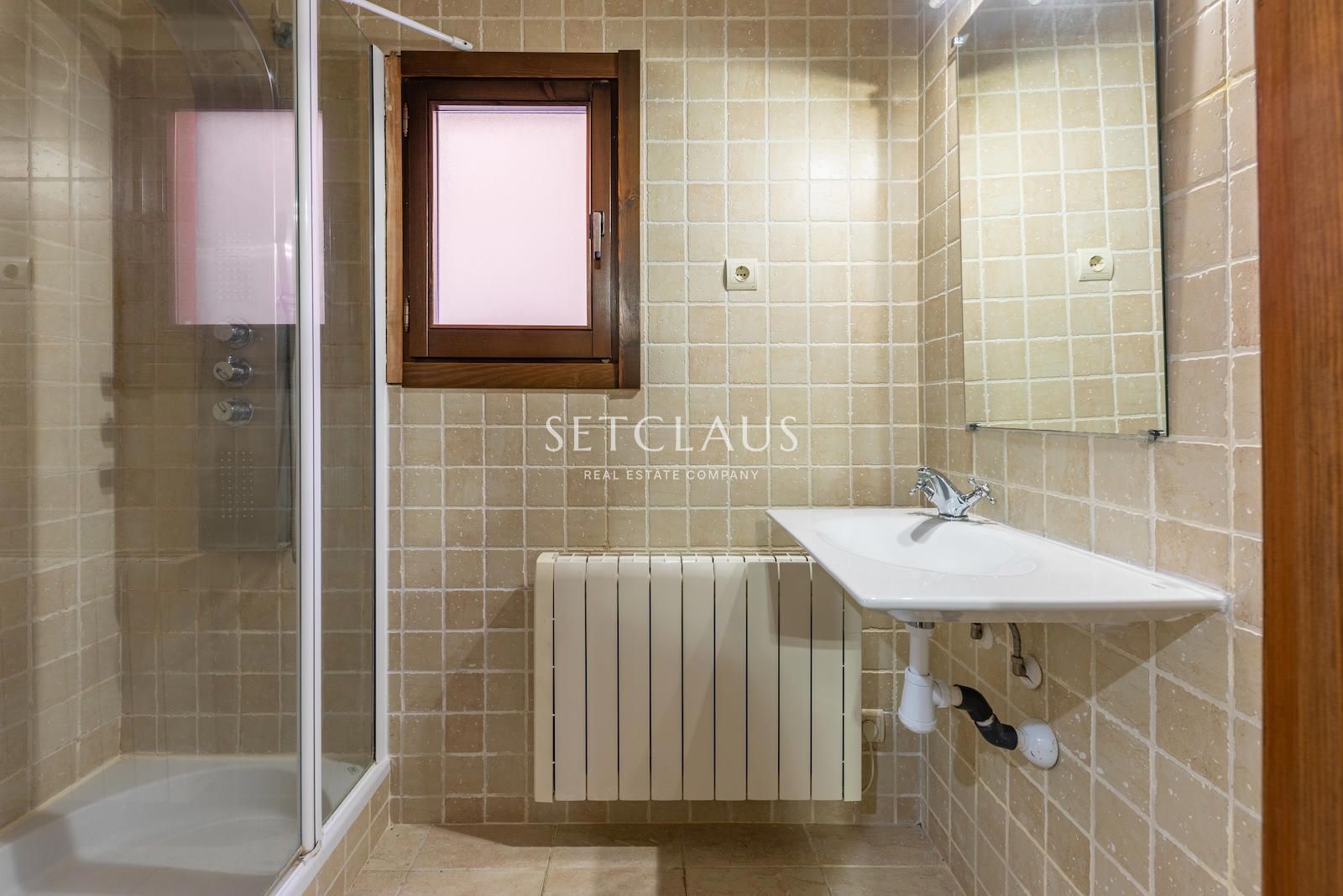 Comprar Casa de pueblo con caracter en entorno histórico foto 29