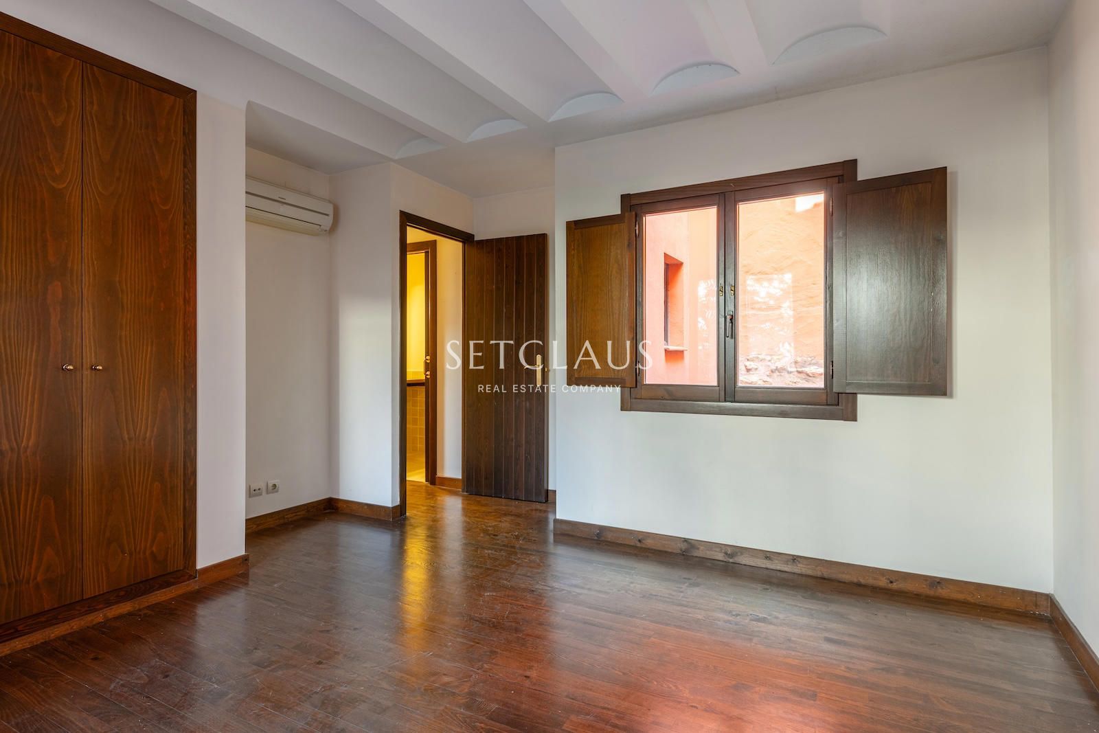 Comprar Casa de pueblo con caracter en entorno histórico foto 32