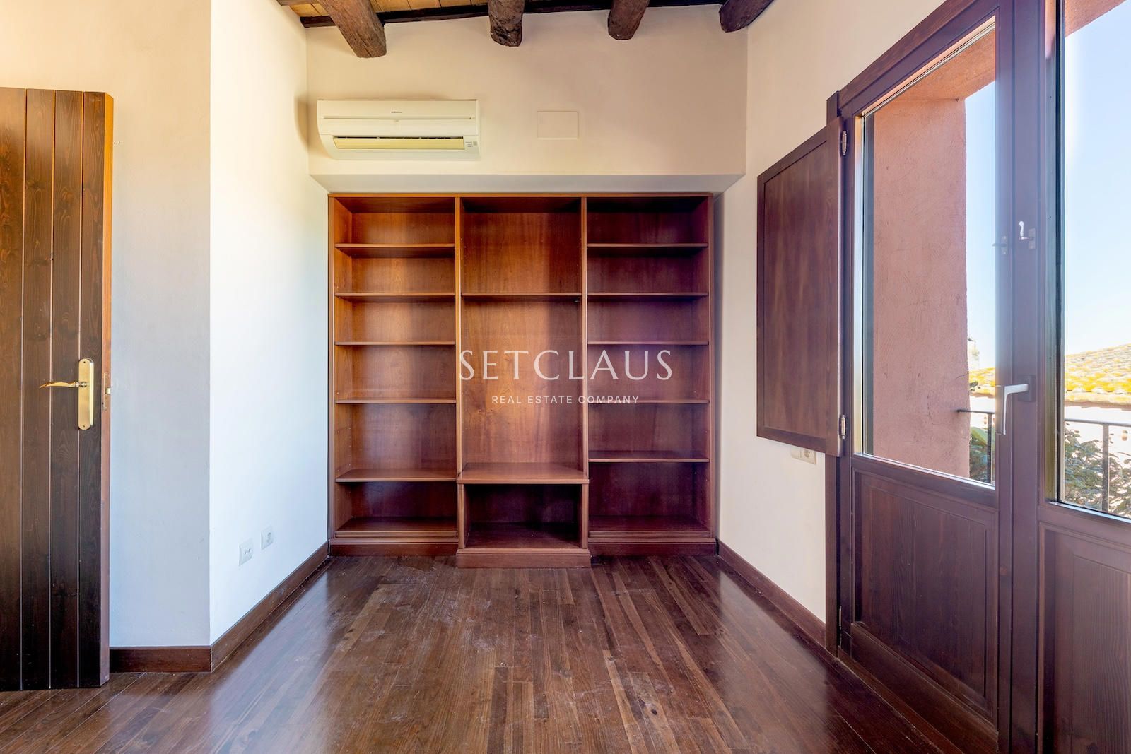 Comprar Casa de pueblo con caracter en entorno histórico foto 36