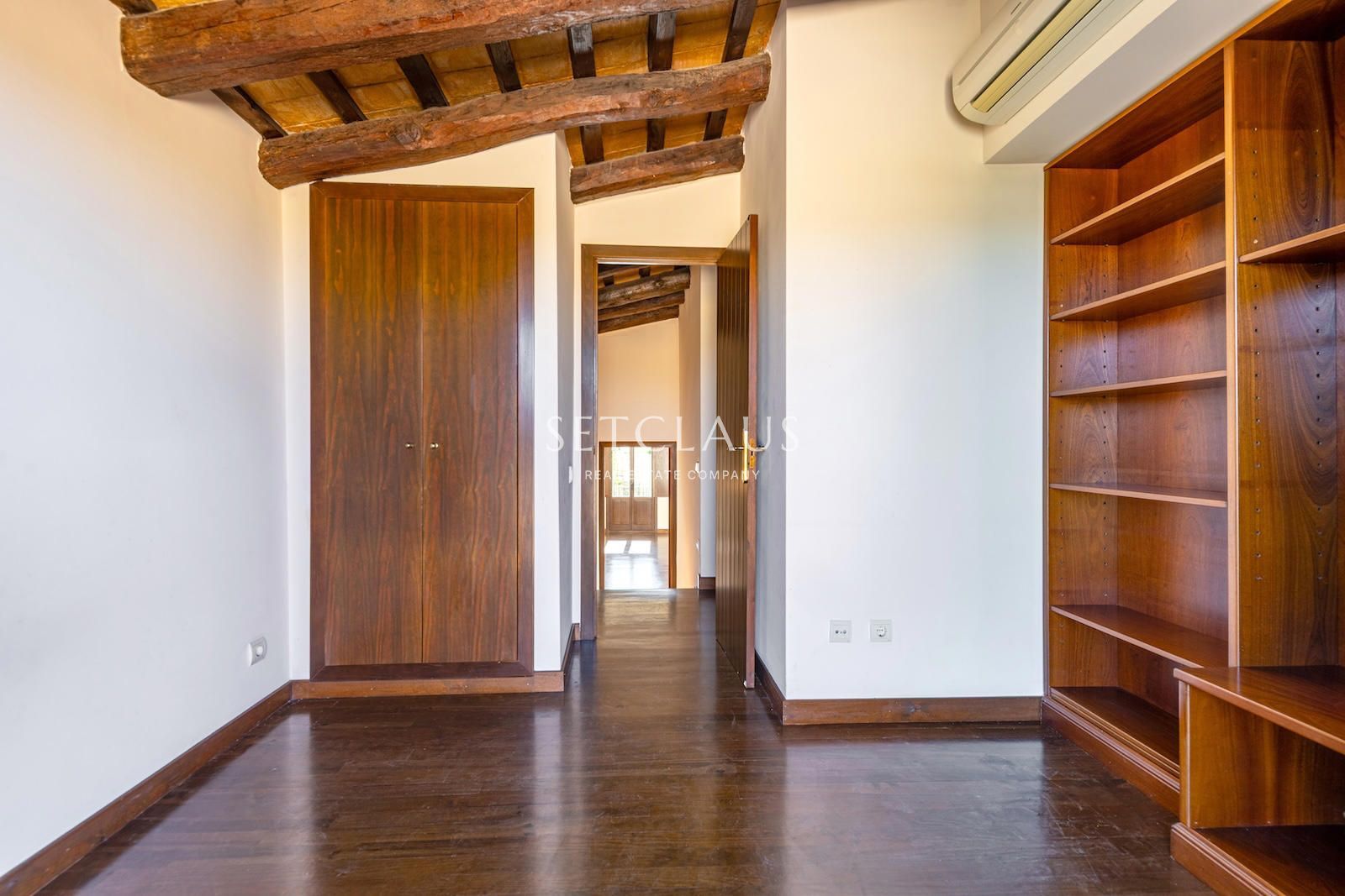 Comprar Casa de pueblo con caracter en entorno histórico foto 37