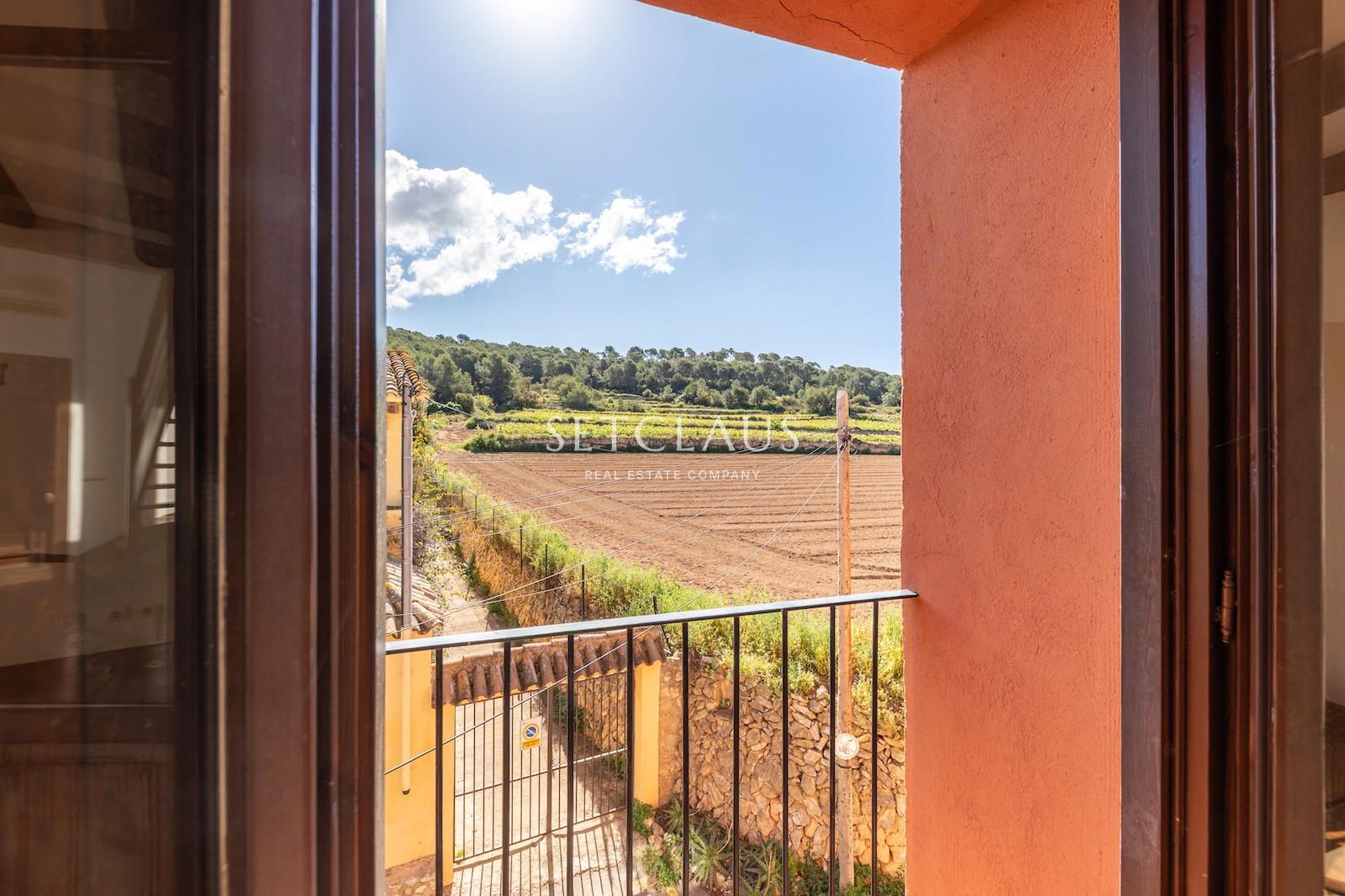 Comprar Casa de pueblo con caracter en entorno histórico foto 23