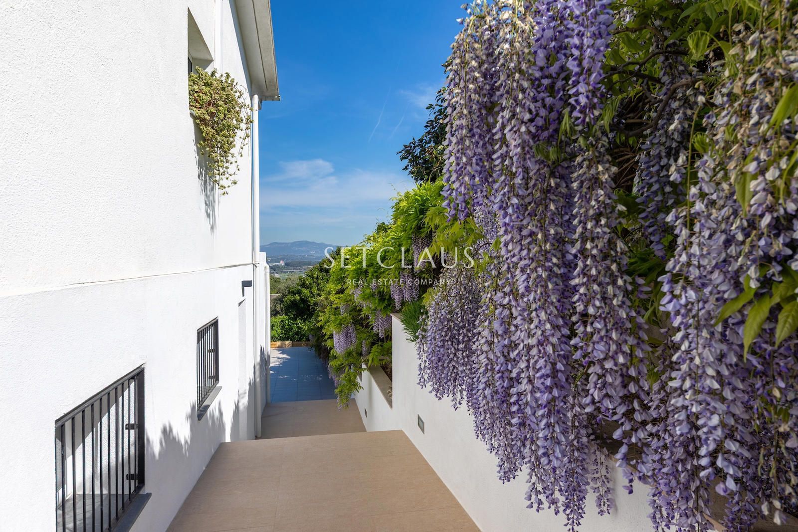 Comprar Chalet con vistas, privacidad y mucho encanto foto 11