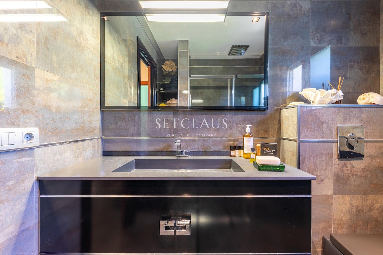 Comprar Chalet con vistas, privacidad y mucho encanto foto 40