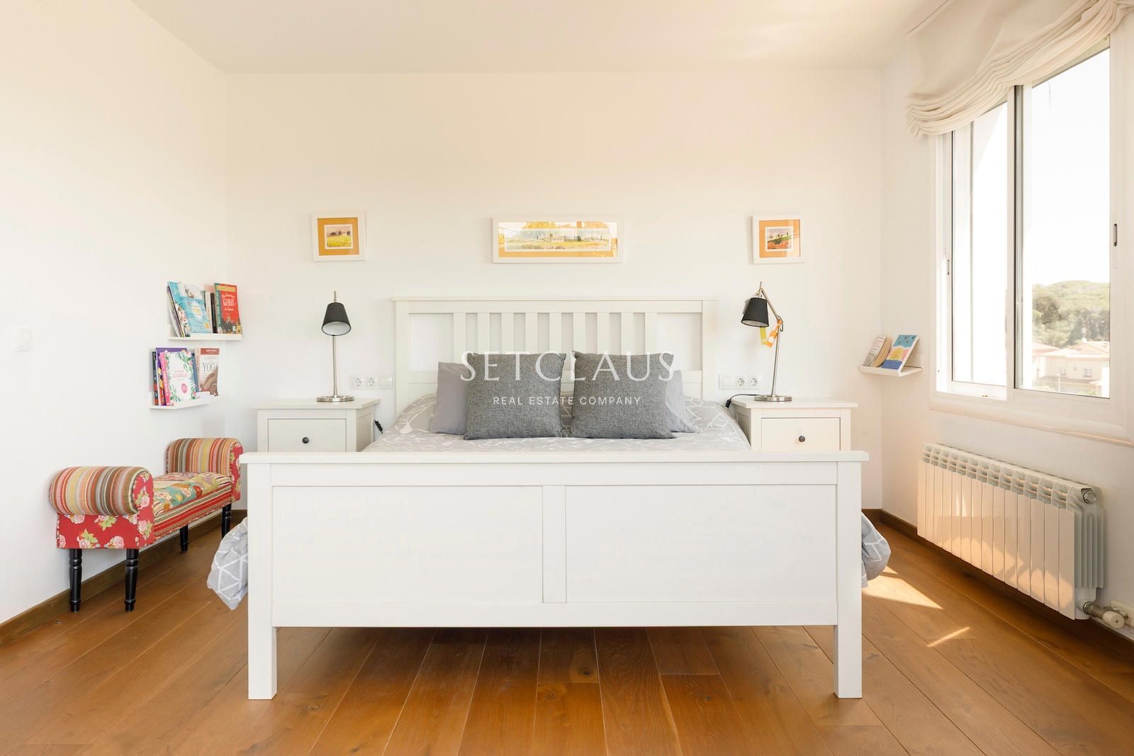 Comprar El Masnou.Casa pareada totalmente reformada, con encanto, con vistas a pueblo y mar foto 15