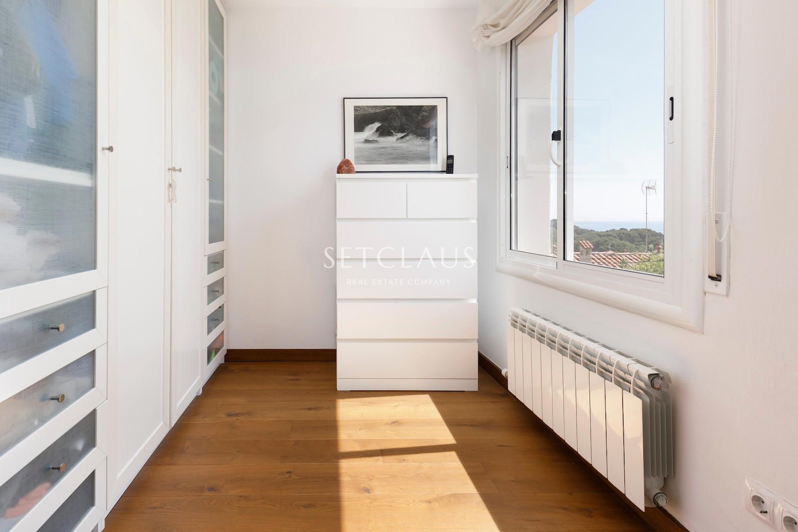 Comprar El Masnou.Casa pareada totalmente reformada, con encanto, con vistas a pueblo y mar foto 21