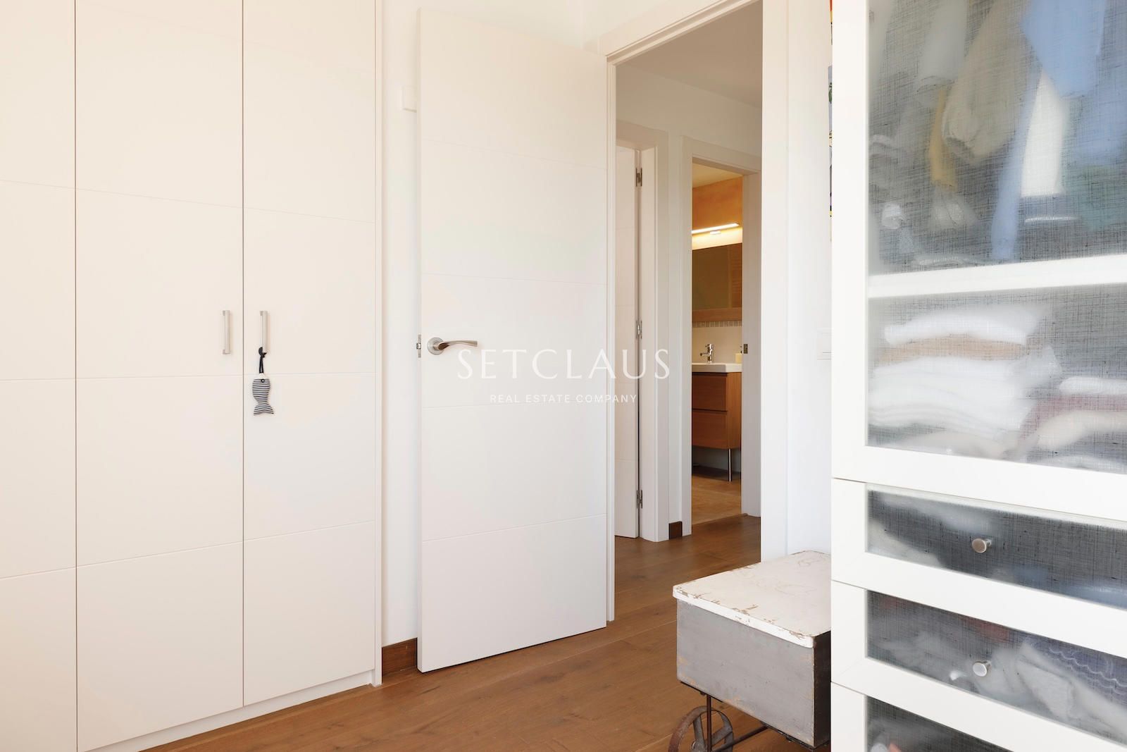 Comprar El Masnou.Casa pareada totalmente reformada, con encanto, con vistas a pueblo y mar foto 23