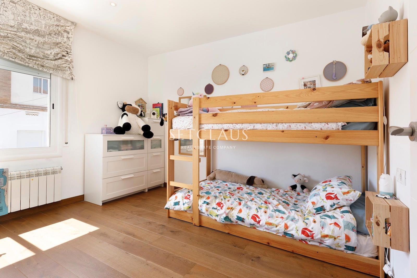 Comprar El Masnou.Casa pareada totalmente reformada, con encanto, con vistas a pueblo y mar foto 24