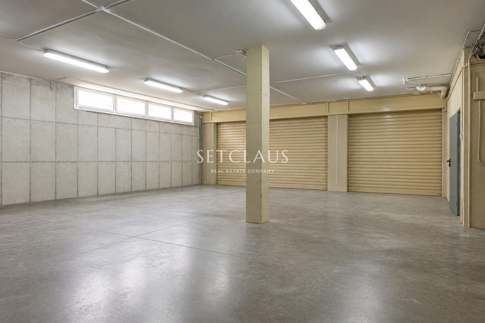 Comprar Finca amb privadesa i una gran parcel·la de 54000m foto 48