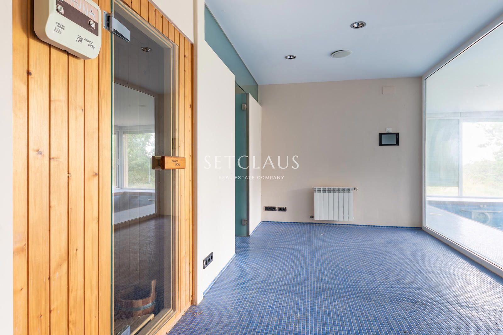 Comprar Finca amb privadesa i una gran parcel·la de 54000m foto 45