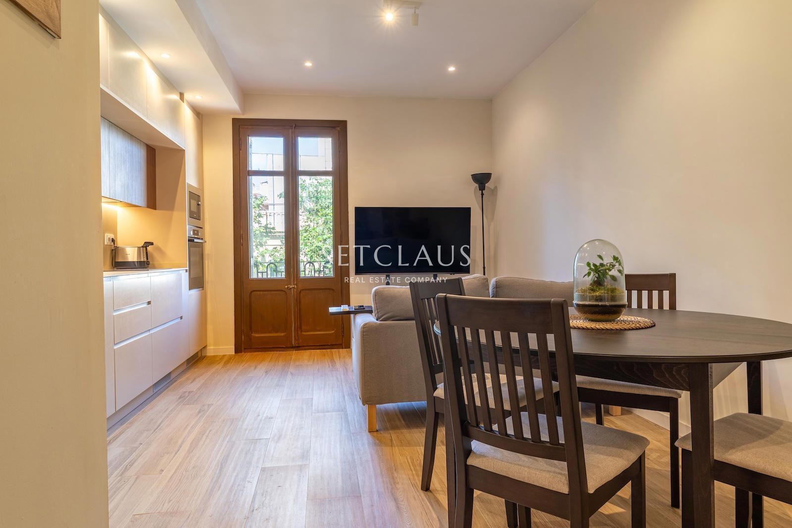 Comprar Piso con 2 habitaciones y vistas a Sagrada Familia foto 4