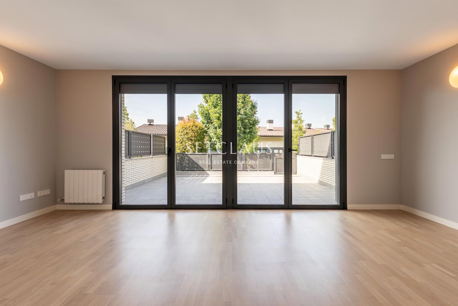 Inmueble TEIÀ. Casa adosada con zona comunitaria y piscina comunitaria foto 5