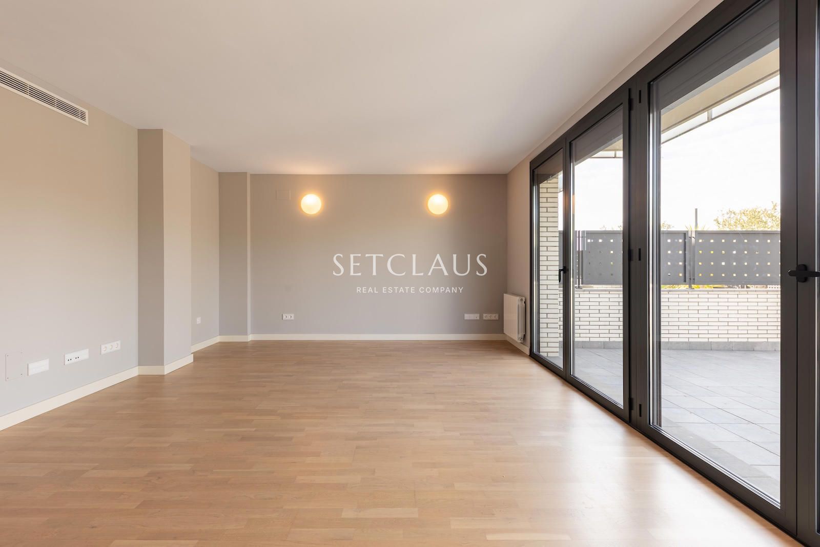 Inmueble TEIÀ. Casa adosada con zona comunitaria y piscina comunitaria foto 7