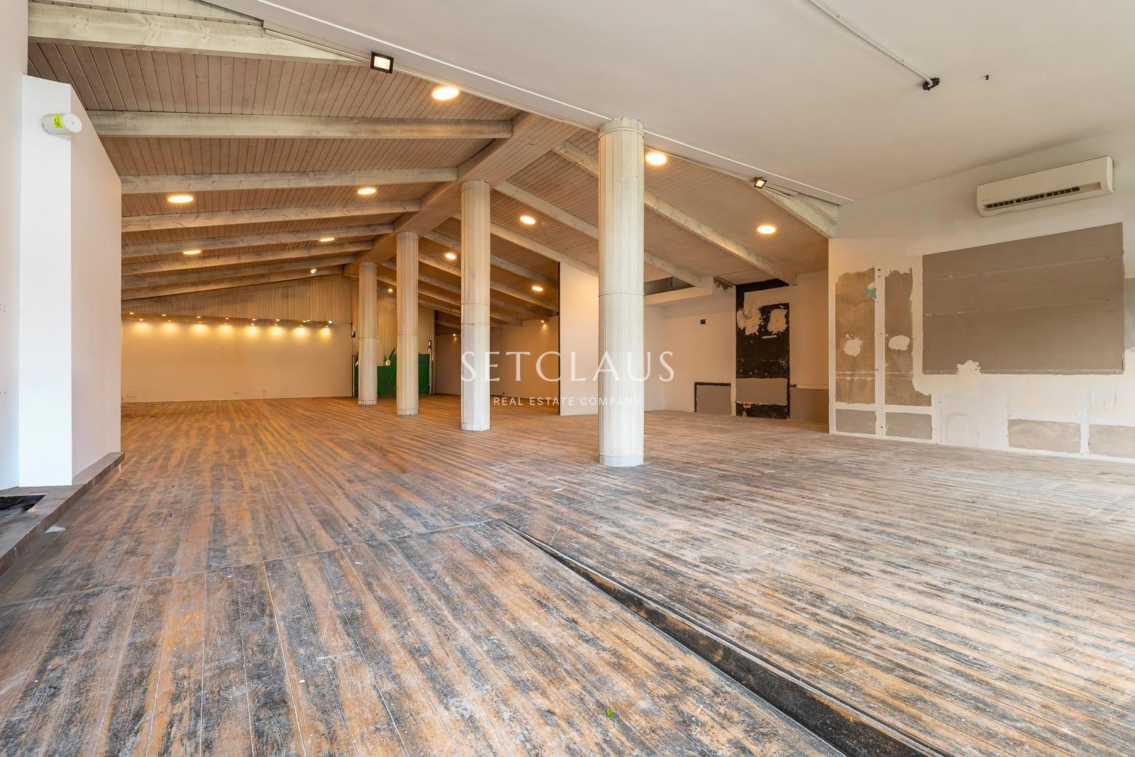 Comprar Local comercial en venda o lloguer foto 8