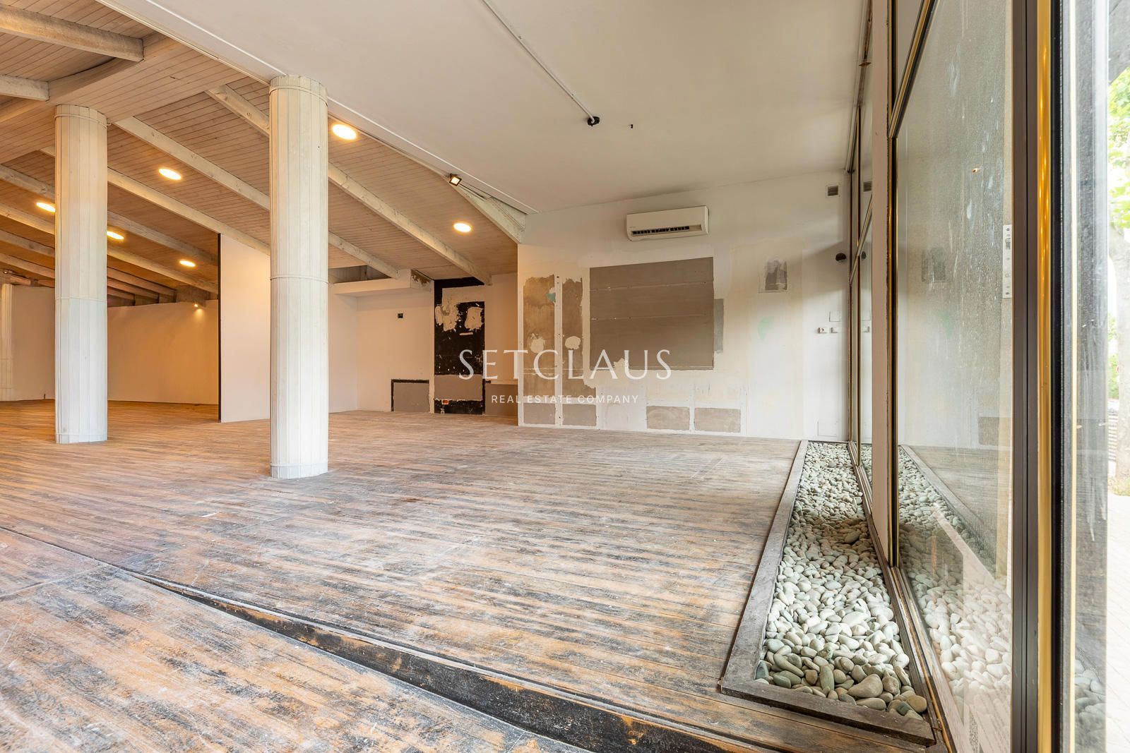 Comprar Local comercial en venda o lloguer foto 9