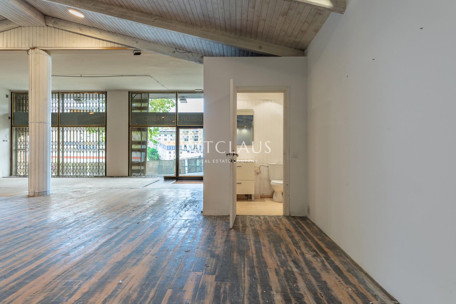 Comprar Local comercial en venda o lloguer foto 10