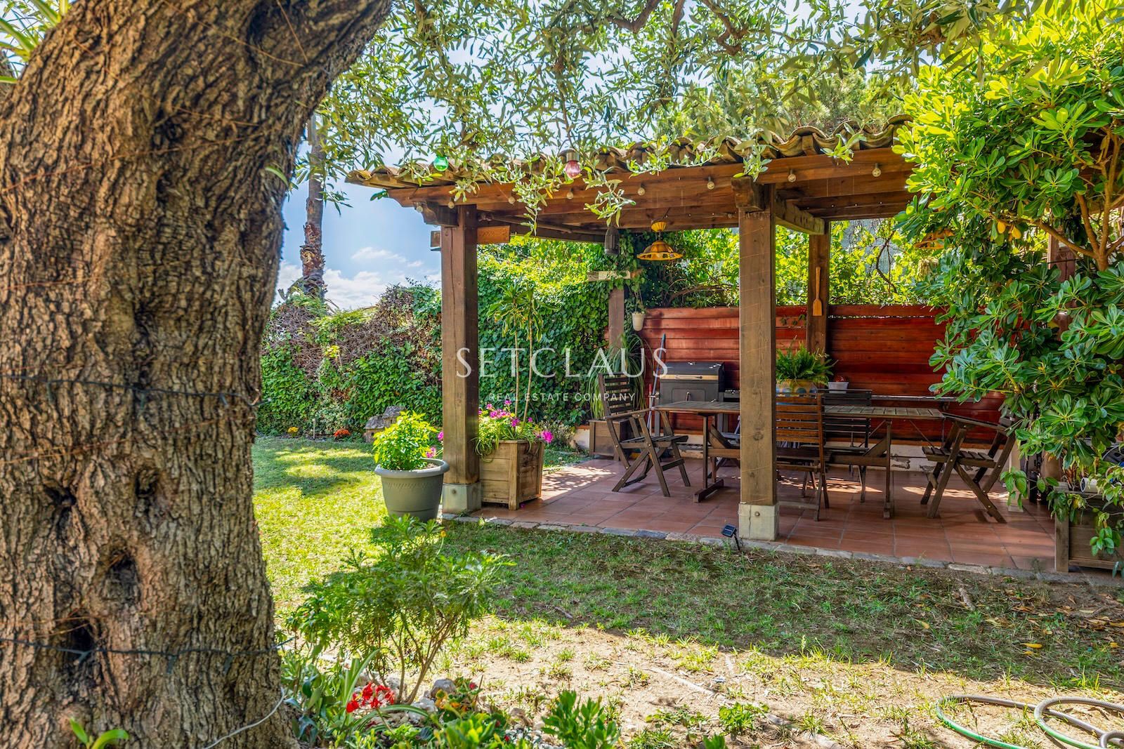 Comprar Espacioso chalet en Vilassar de Dalt con vistas al mar foto 5