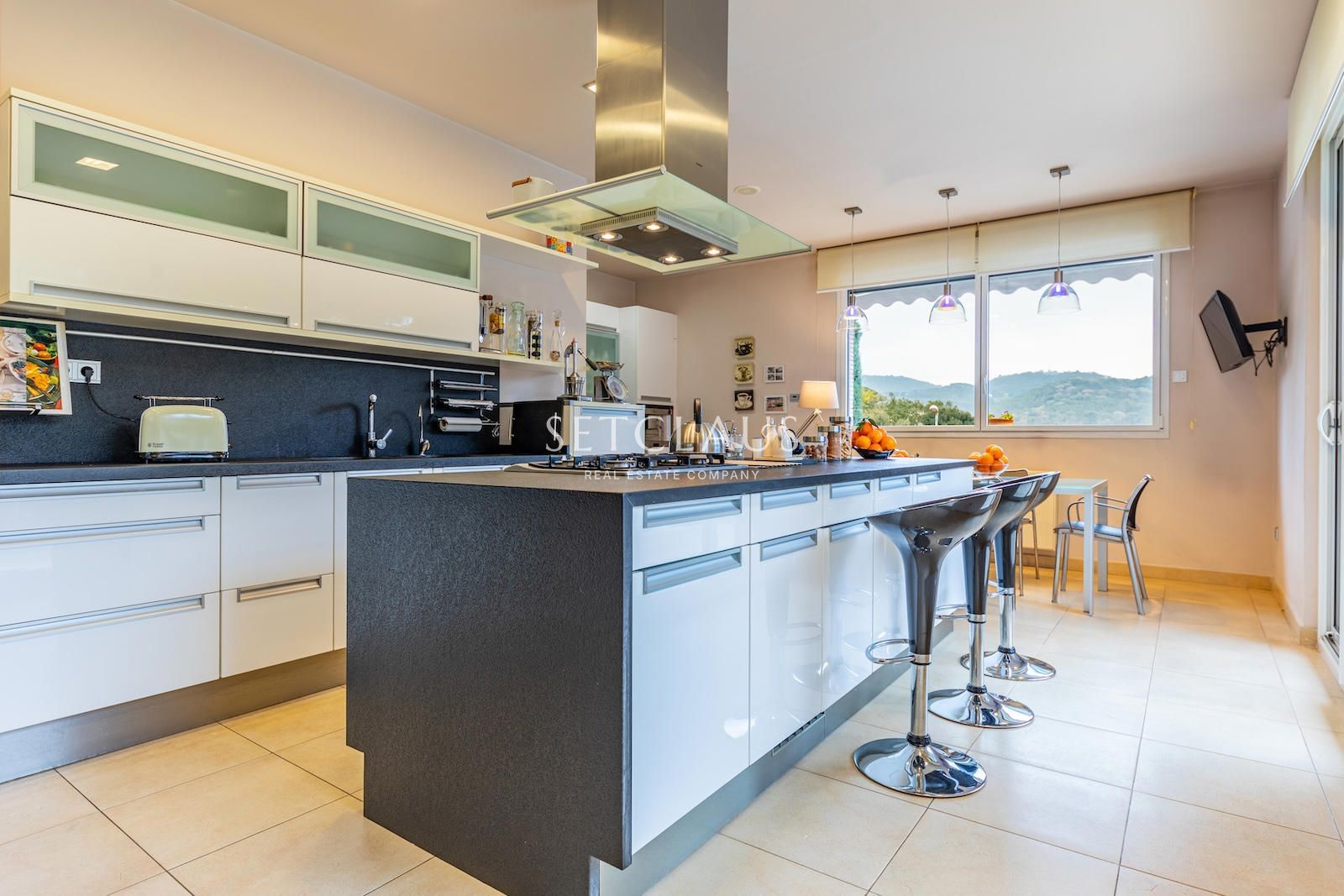 Inmueble VALLROMANES. Spacious and very bright foto 29