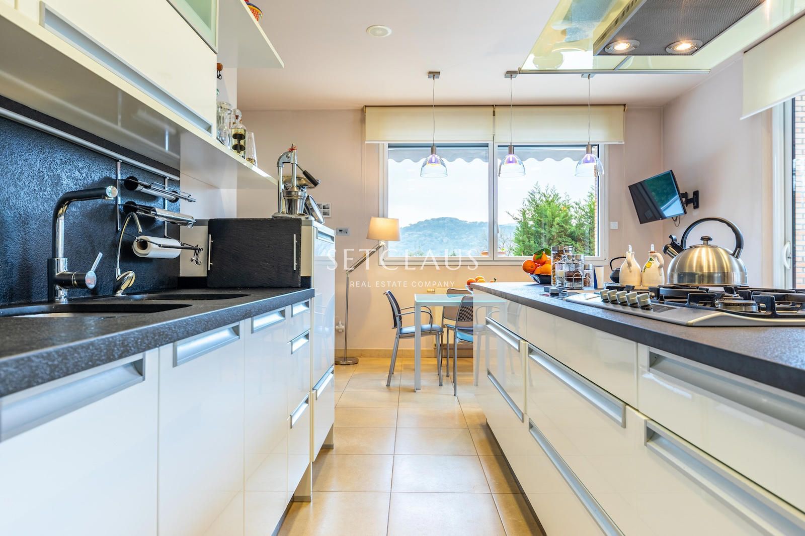 Inmueble VALLROMANES. Spacious and very bright foto 30