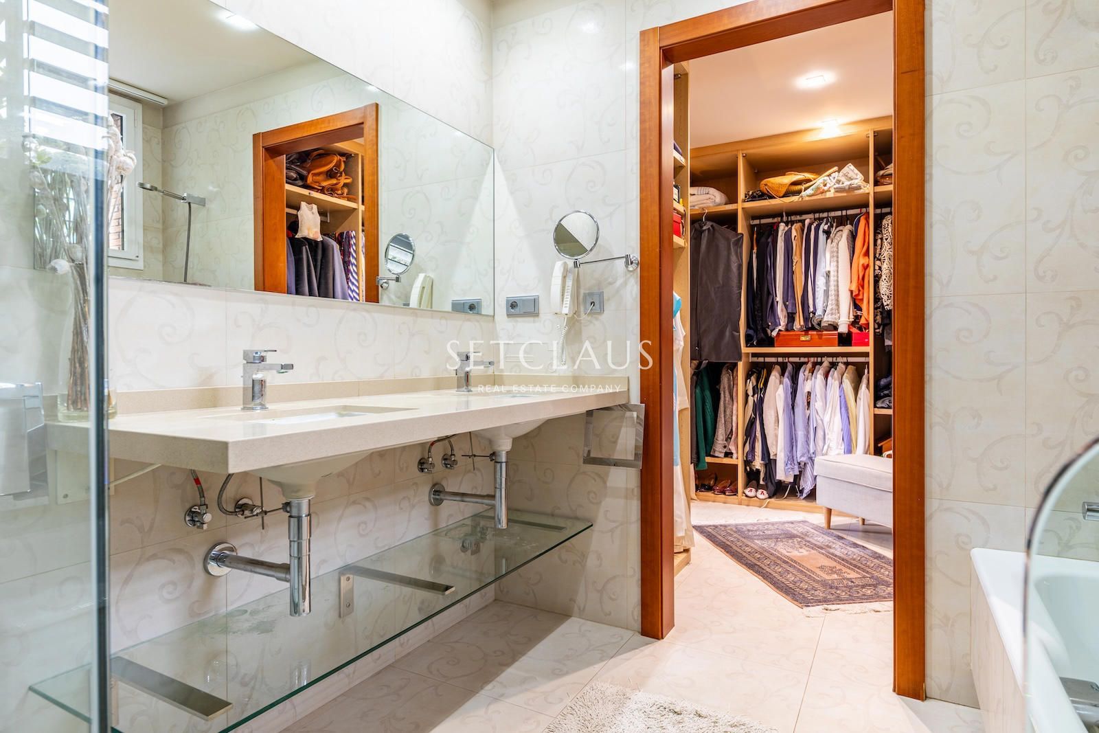 Inmueble VALLROMANES. Spacious and very bright foto 45