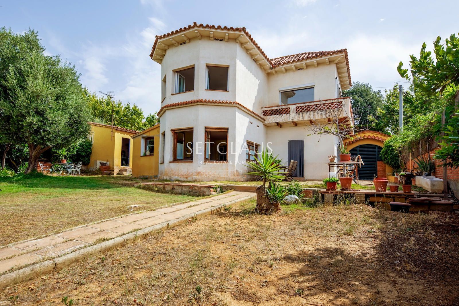 Inmueble Casa señorial con gran parcela en el corazón de El Masnou foto 3