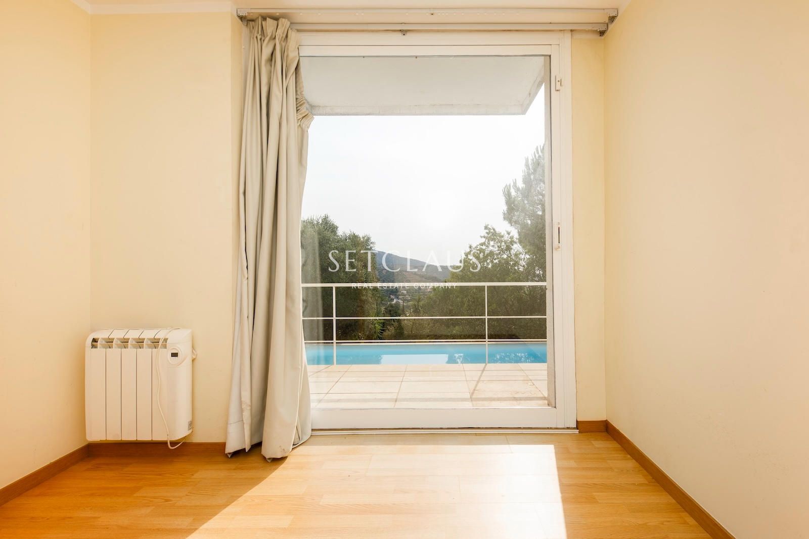 Inmueble Chalet independiente con vista panoramicas ascensor piscina y placas solares foto 45