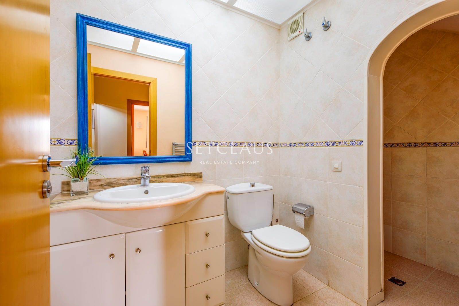 Inmueble Chalet independiente con vista panoramicas ascensor piscina y placas solares foto 39