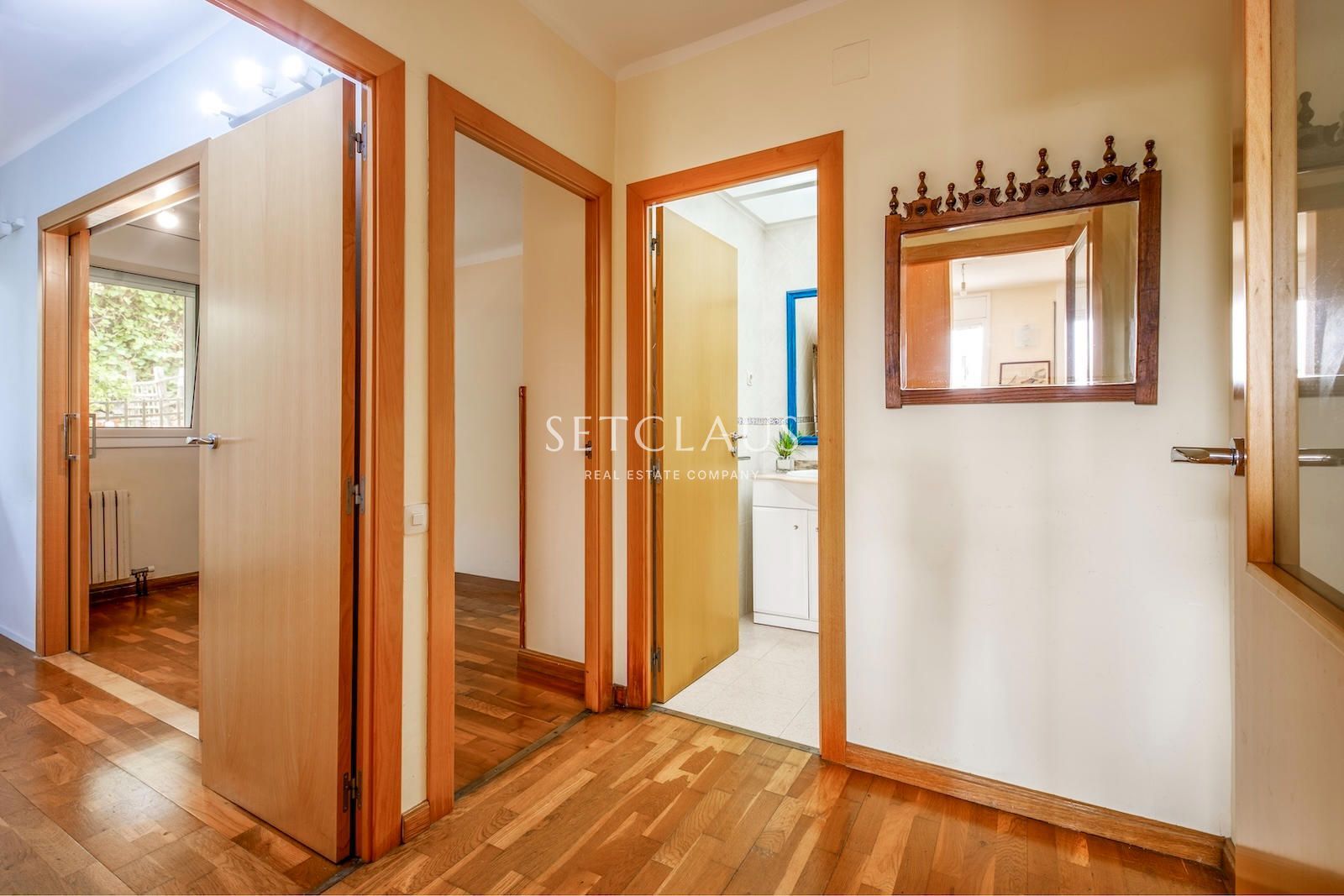 Inmueble Chalet independiente con vista panoramicas ascensor piscina y placas solares foto 40