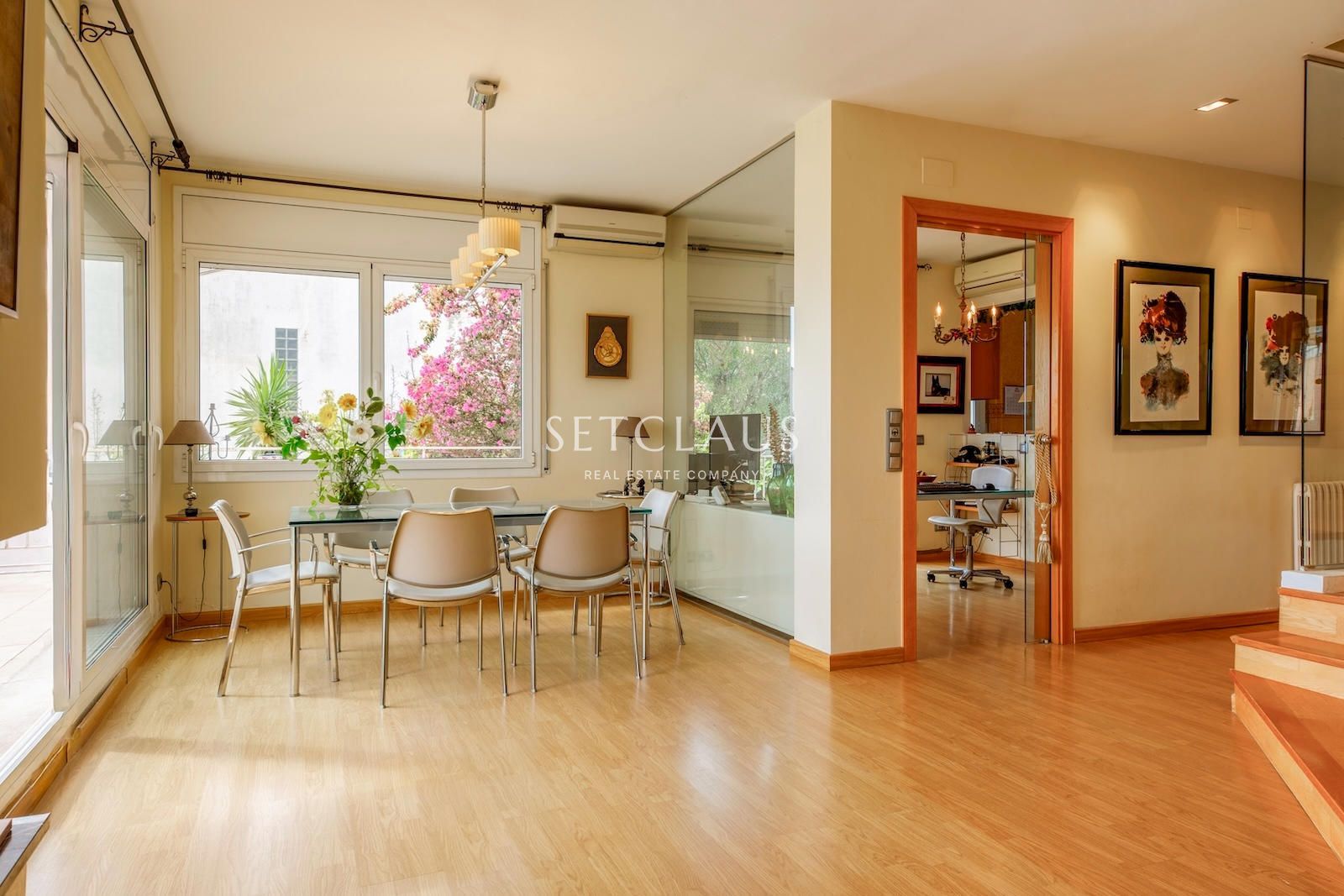 Inmueble Chalet independiente con vista panoramicas ascensor piscina y placas solares foto 4