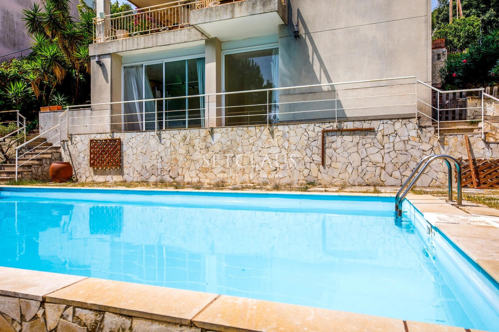 Inmueble Chalet independiente con vista panoramicas ascensor piscina y placas solares foto 9