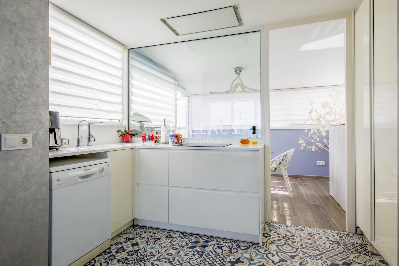 Inmueble Tríplex en primera línea de mar con piscina privada foto 9
