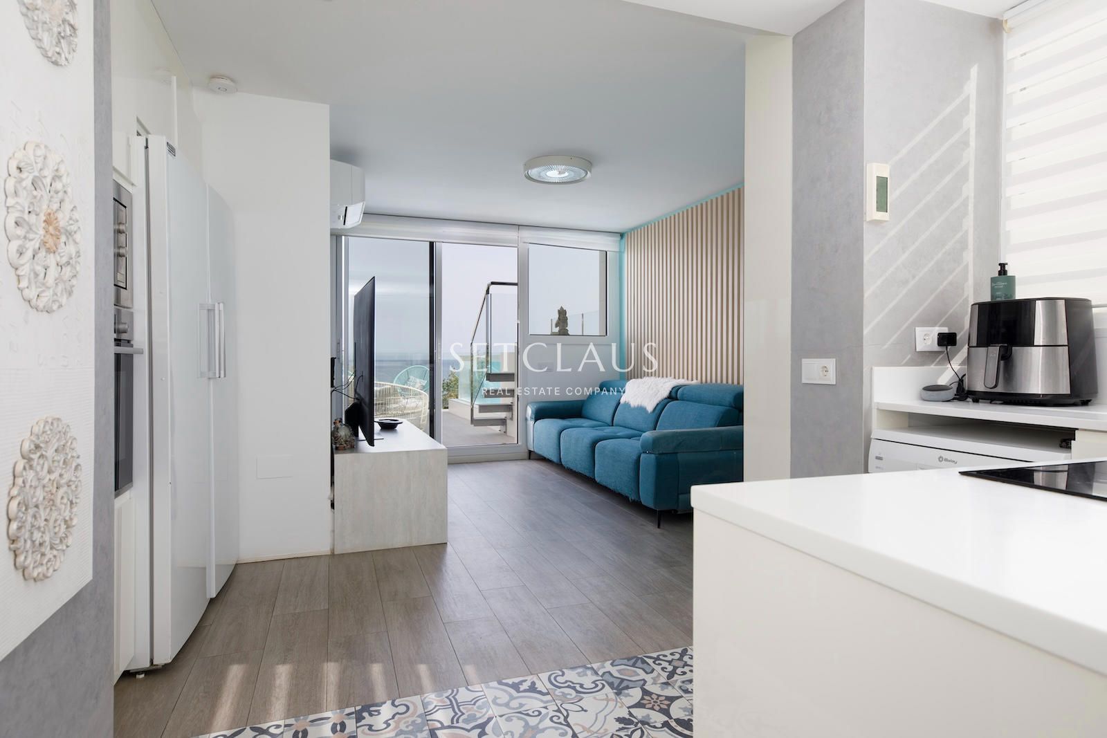 Inmueble Tríplex en primera línea de mar con piscina privada foto 10