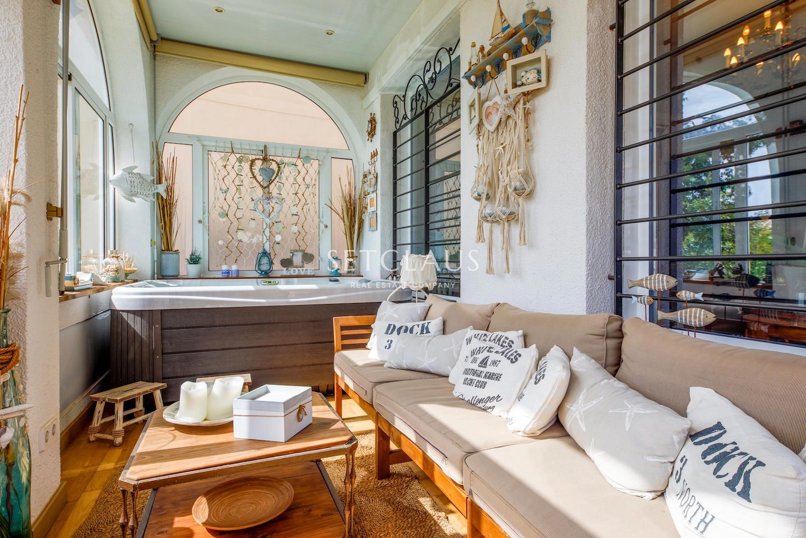 Comprar Exclusivo chalet independiente con gran parcela, piscina y privacidad foto 15