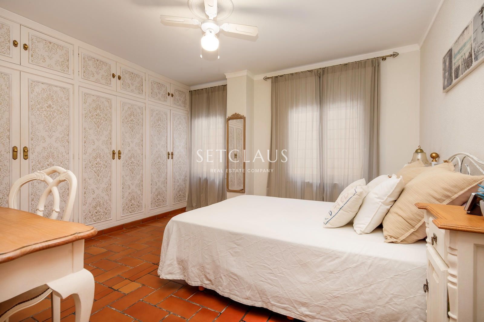 Comprar Exclusivo chalet independiente con gran parcela, piscina y privacidad foto 30