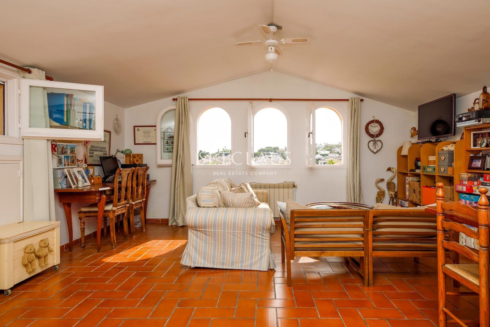 Comprar Exclusivo chalet independiente con gran parcela, piscina y privacidad foto 33