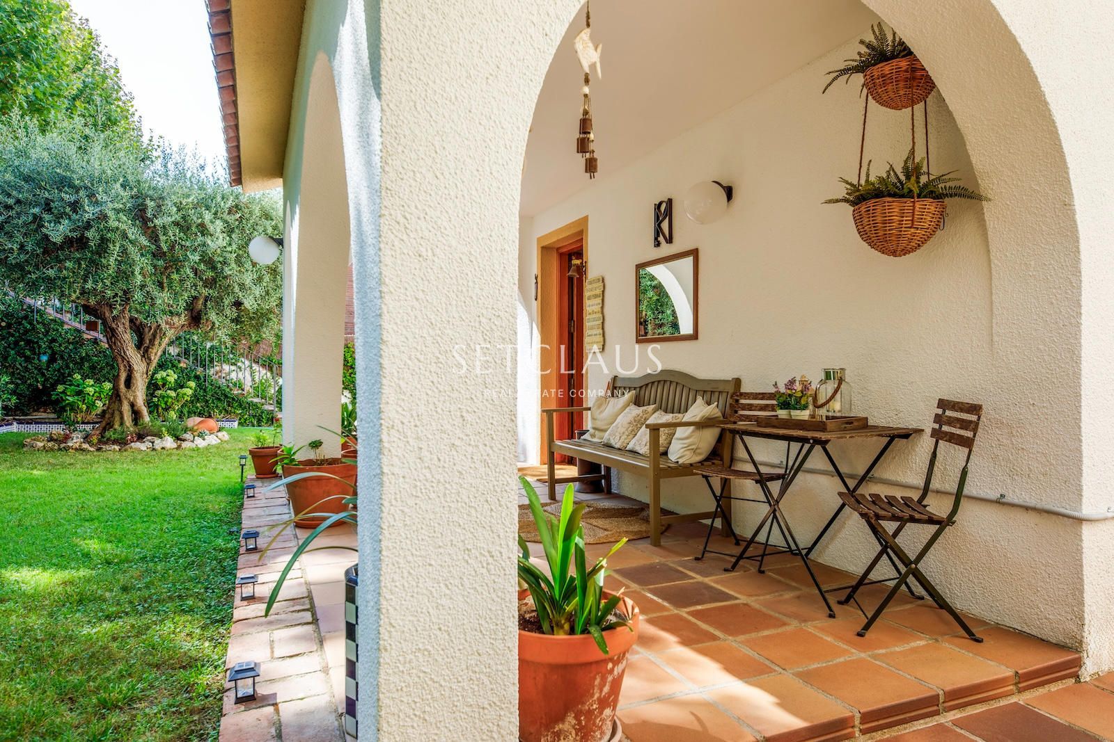 Comprar Exclusivo chalet independiente con gran parcela, piscina y privacidad foto 42
