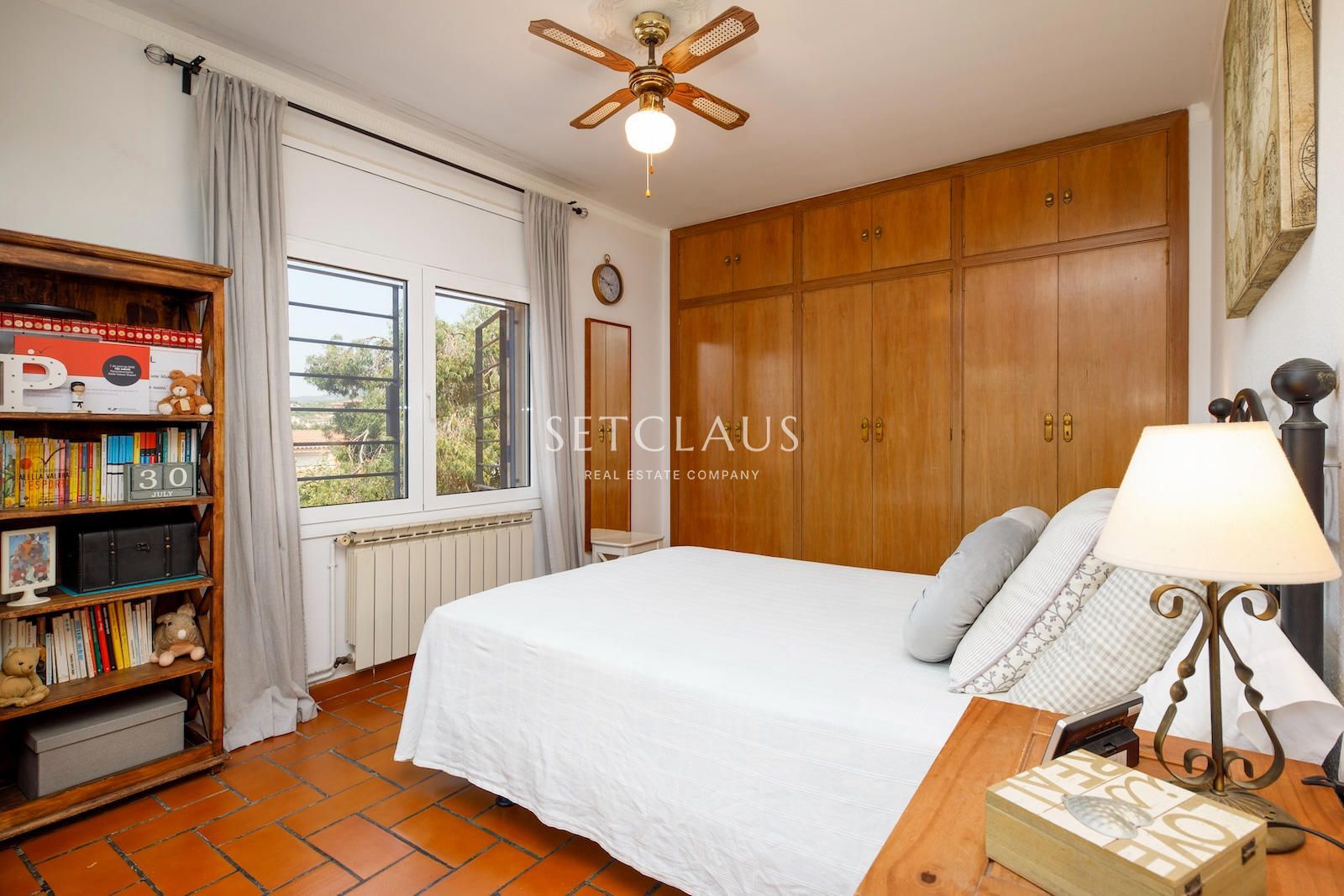 Comprar Exclusivo chalet independiente con gran parcela, piscina y privacidad foto 46
