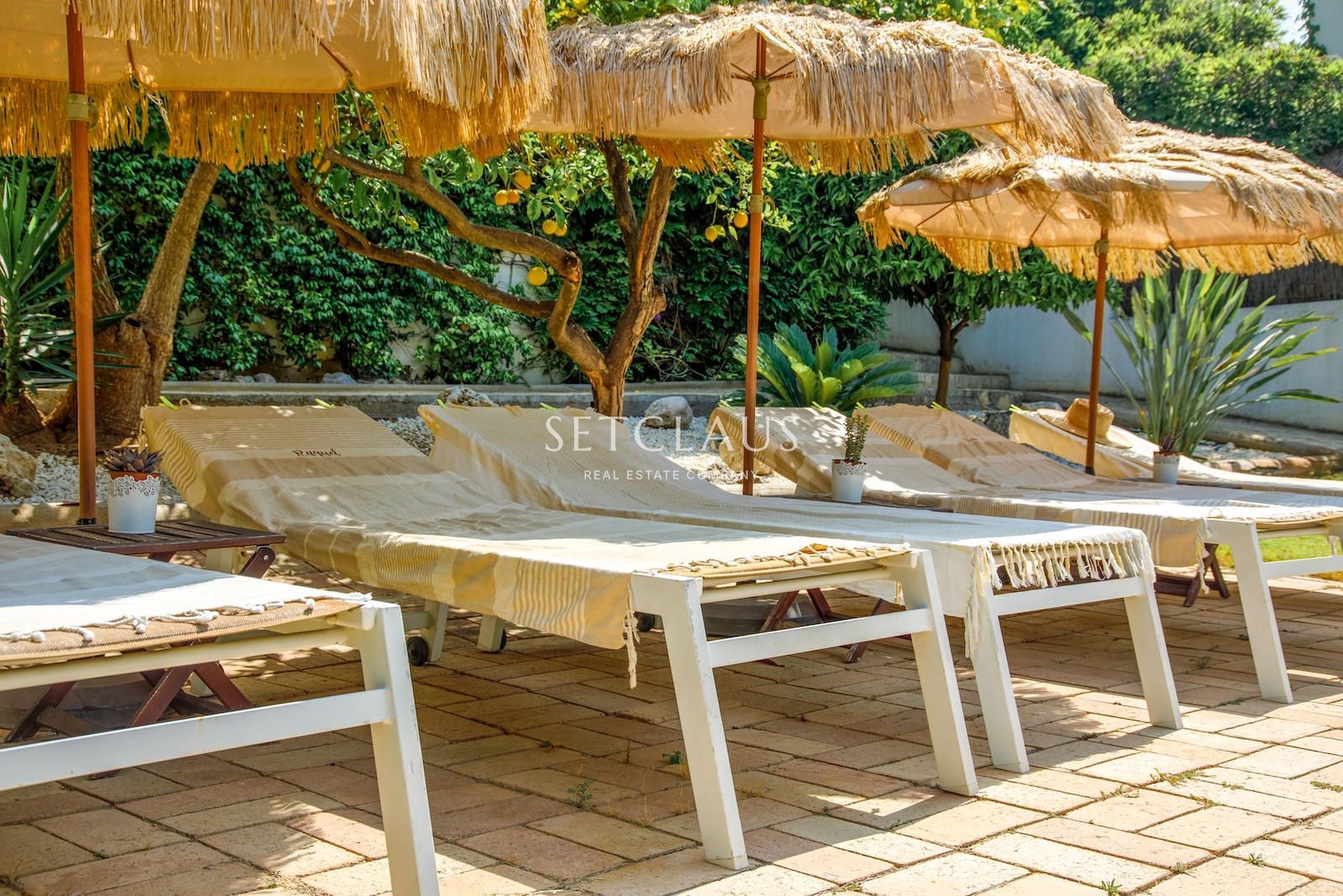 Comprar Exclusivo chalet independiente con gran parcela, piscina y privacidad foto 55