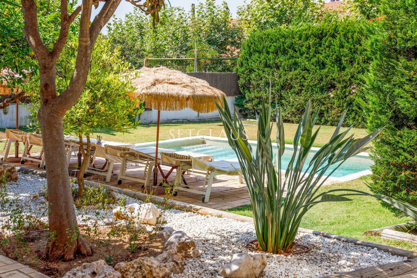 Comprar Exclusivo chalet independiente con gran parcela, piscina y privacidad foto 56