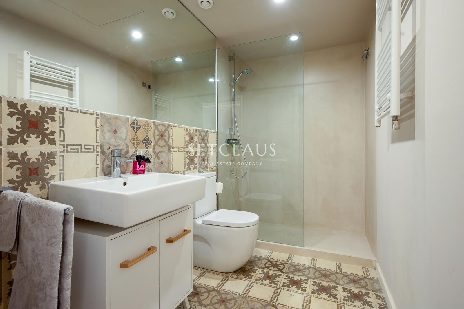Comprar Designer apartment with private terrace in a renovated historic building foto 19