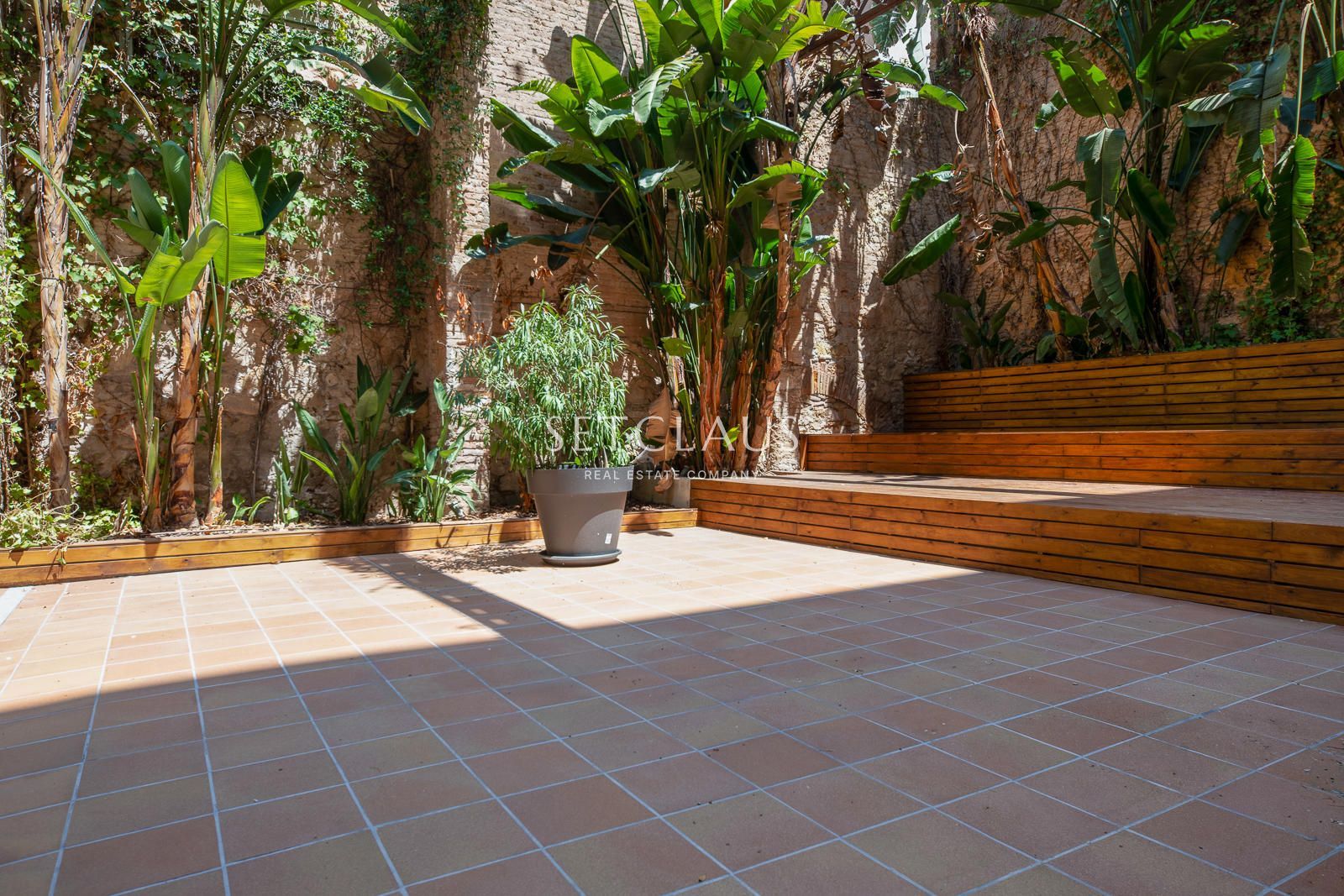 Comprar Designer apartment with private terrace in a renovated historic building foto 38