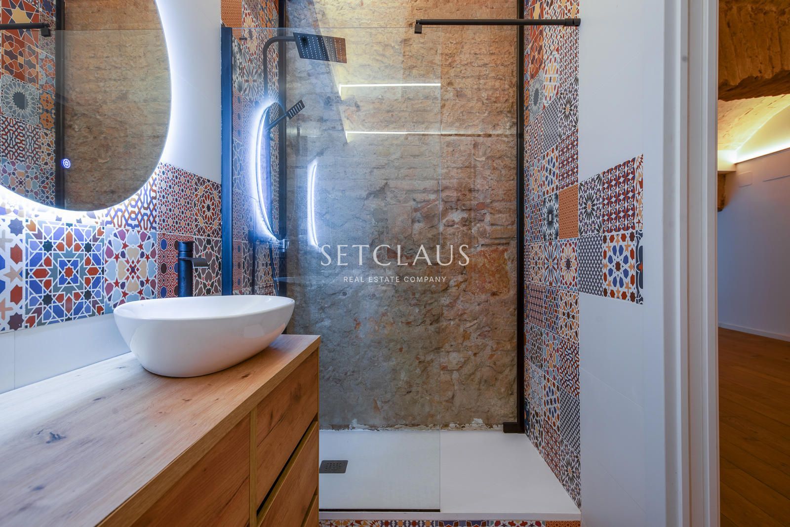 Comprar Designer apartment with private terrace in a renovated historic building foto 33