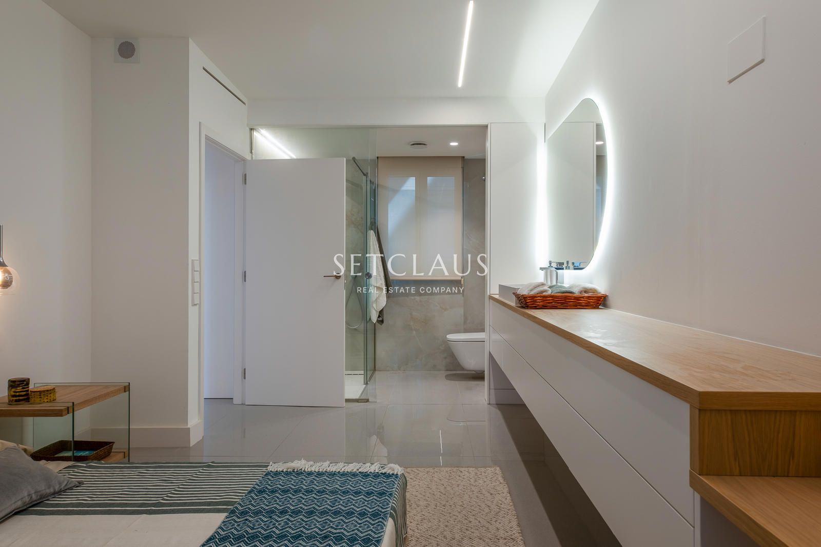 Comprar Exclusivo ático con terraza, reformado en 2024 y certificado Passive House foto 26