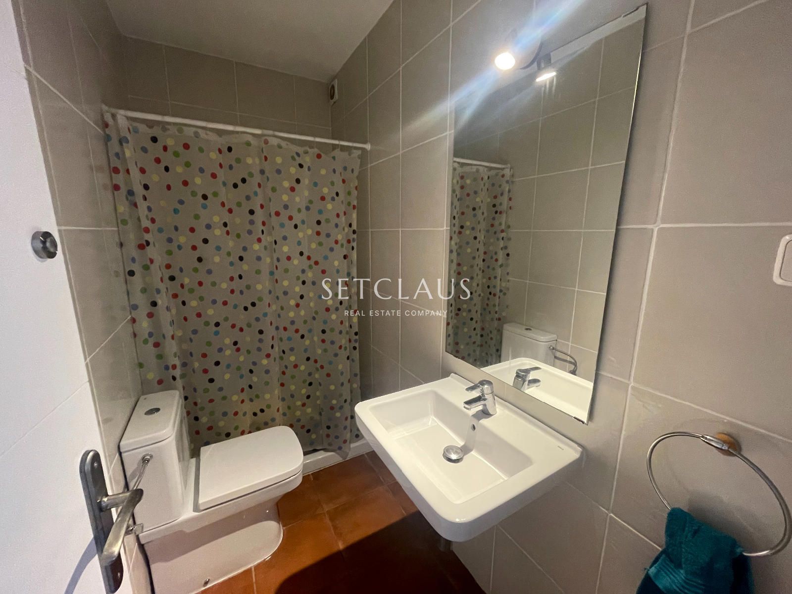 Inmueble Renovated townhouse with sea views, private garden and spacious rooms in Vilassar de Dalt foto 21