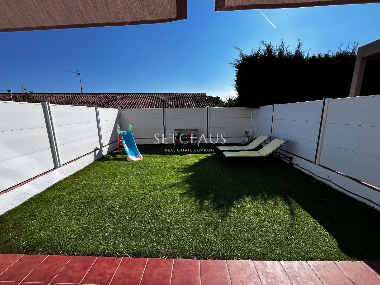 Inmueble Renovated townhouse with sea views, private garden and spacious rooms in Vilassar de Dalt foto 25