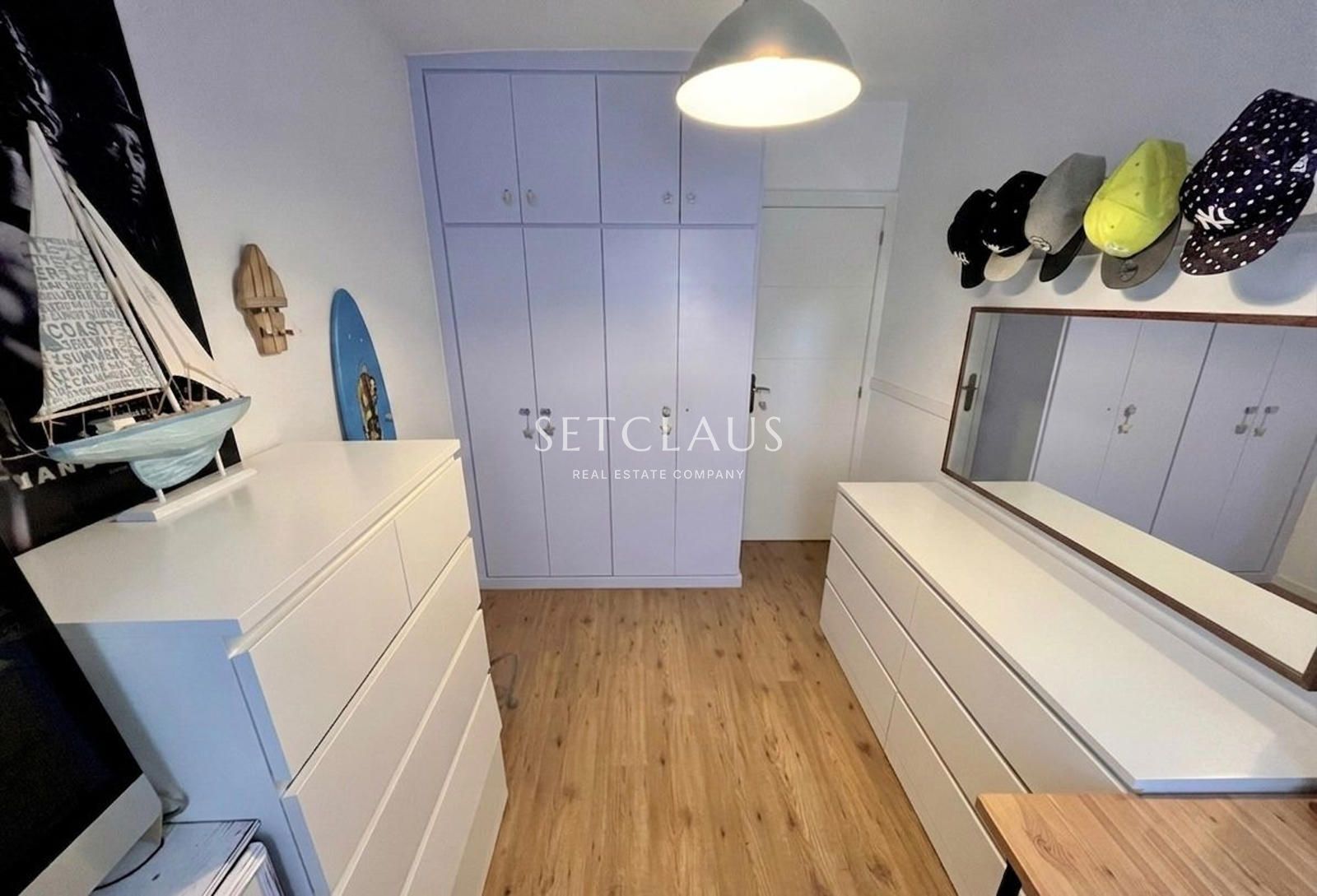 Inmueble Renovated townhouse with sea views, private garden and spacious rooms in Vilassar de Dalt foto 18