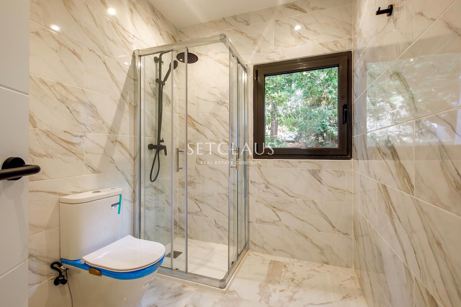 Inmueble Chalet reformado con piscina y jardín en Les Planes foto 30