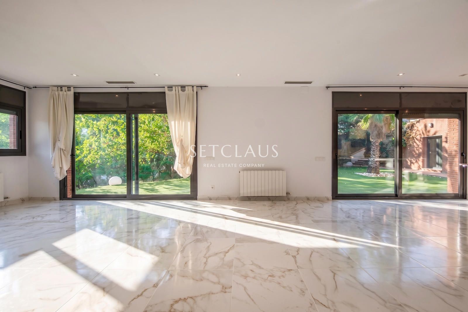 Inmueble Chalet reformado con piscina y jardín en Les Planes foto 10
