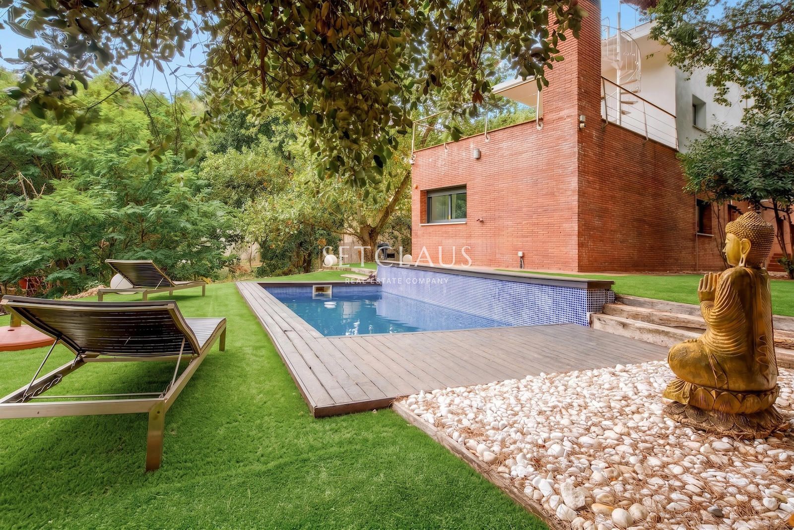 Inmueble Chalet reformado con piscina y jardín en Les Planes foto 5