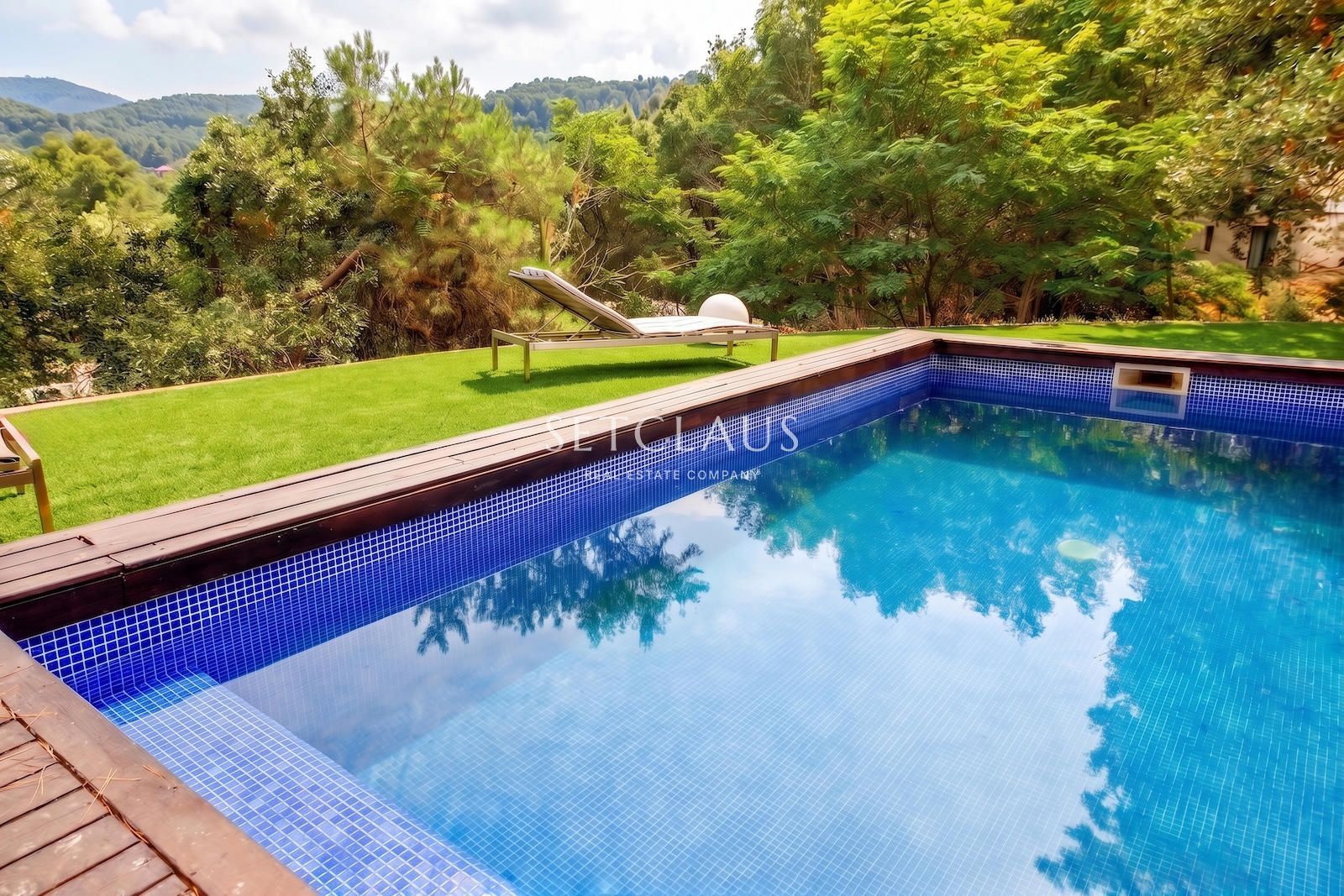 Inmueble Chalet reformado con piscina y jardín en Les Planes foto 7